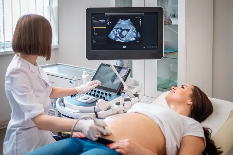 Zdjęcie Jak obliczyć termin porodu? Użyj kalkulatora i zyskaj pewność