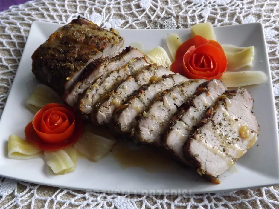 Zdjęcie Ile piec schab w rękawie z termoobiegiem, aby był soczysty i smaczny?
