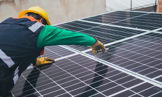 Zdjęcie Stacja solarna: Jak działa i jakie daje korzyści? Poznaj fakty