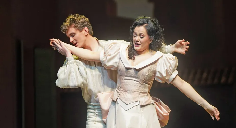 Zdjęcie Napój miłosny: historia, mity i nauka o miłości w kulturze