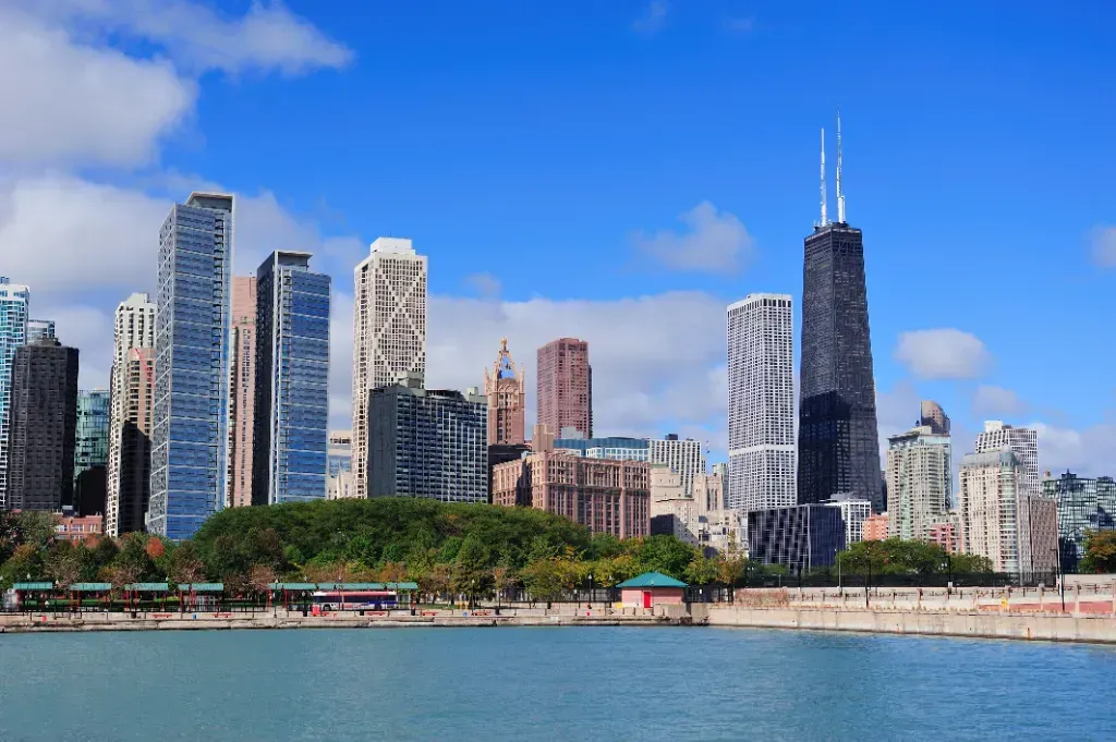 Zdjęcie Ile trwa lot z Chicago do Warszawy? Czas, który musisz znać