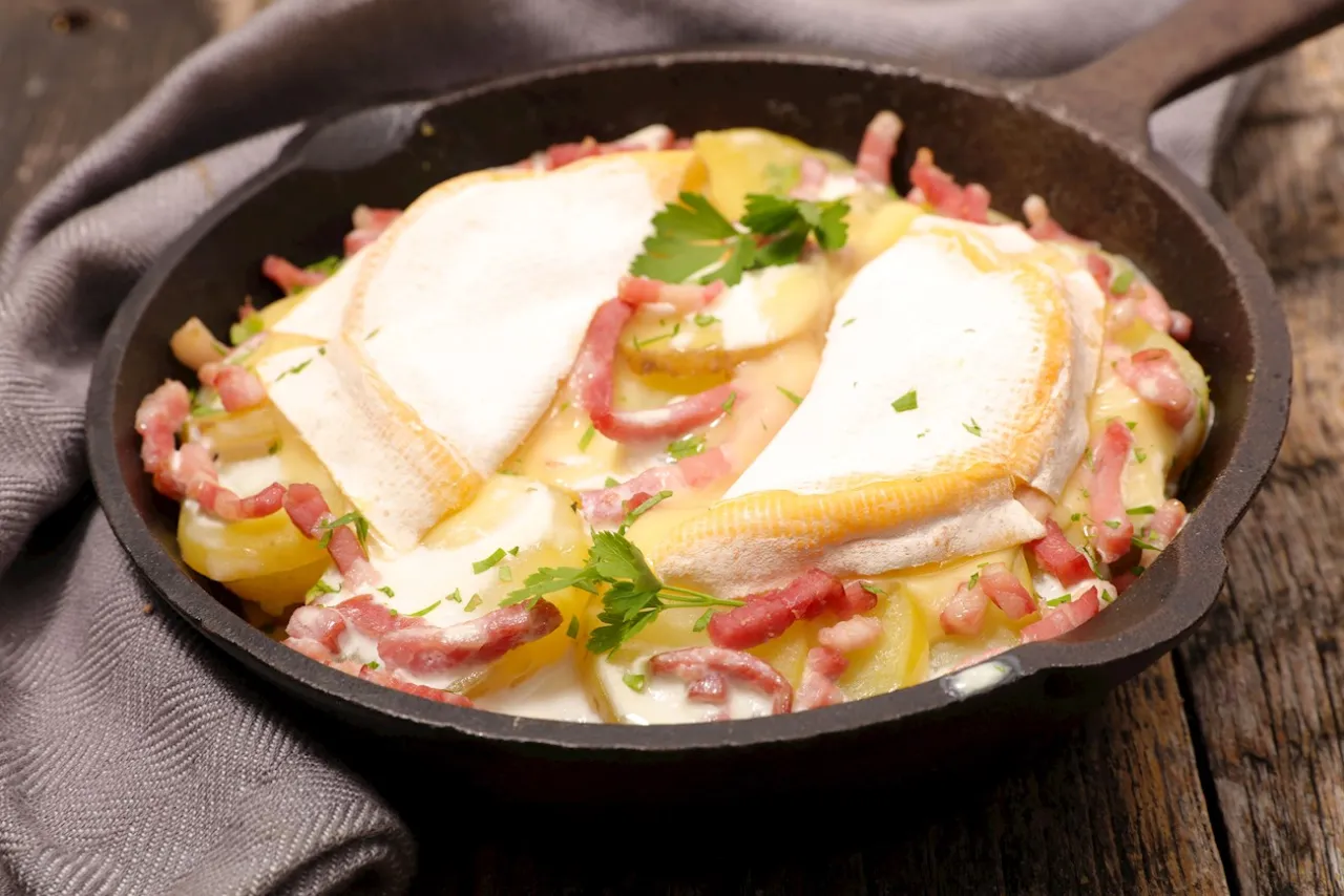 Zdjęcie Tartiflette - Jak przygotować idealne danie na zimowe wieczory