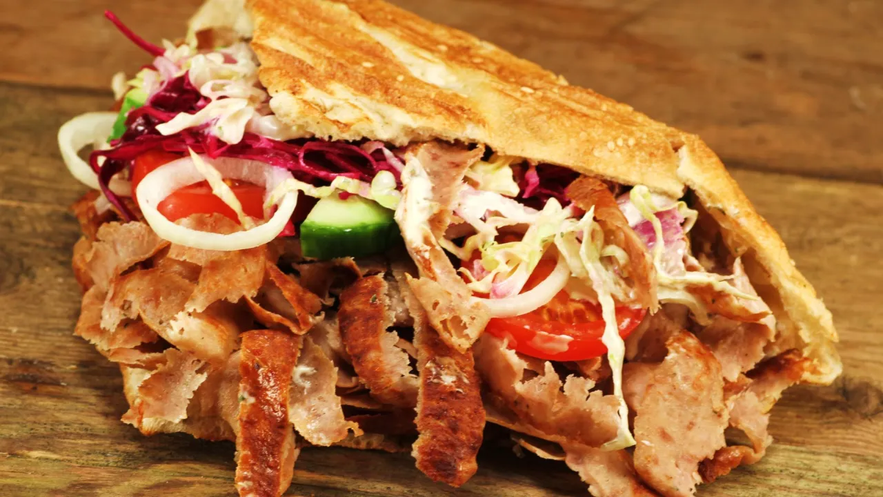 Zdjęcie Kebab czy zdrowy? Odkryj, co naprawdę kryje się w kebabie