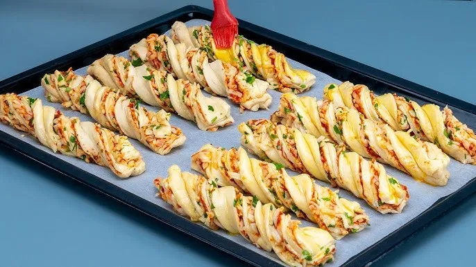 Zdjęcie Jakie przekąski na święta - 10 pysznych i łatwych pomysłów na stół