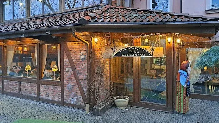 Zdjęcie Gdzie zjeść w Olsztynie? Odkryj najlepsze miejsca na posiłek