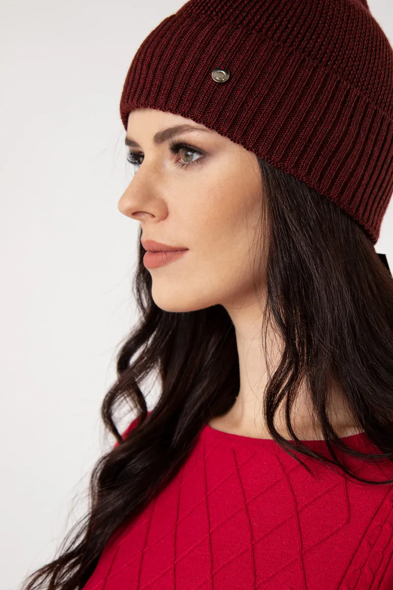 Zdjęcie Ile kosztuje czapka beanie? Poznaj prawdziwe ceny i uniknij przepłacania