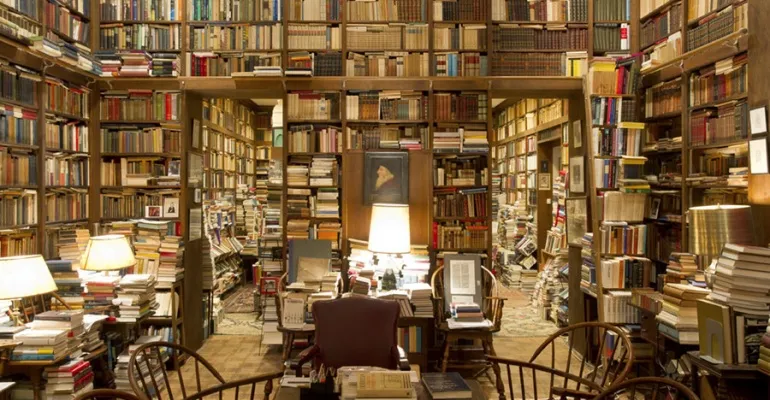 Zdjęcie Biblioteka dla niewidomych w Warszawie - wsparcie i zasoby dla Ciebie