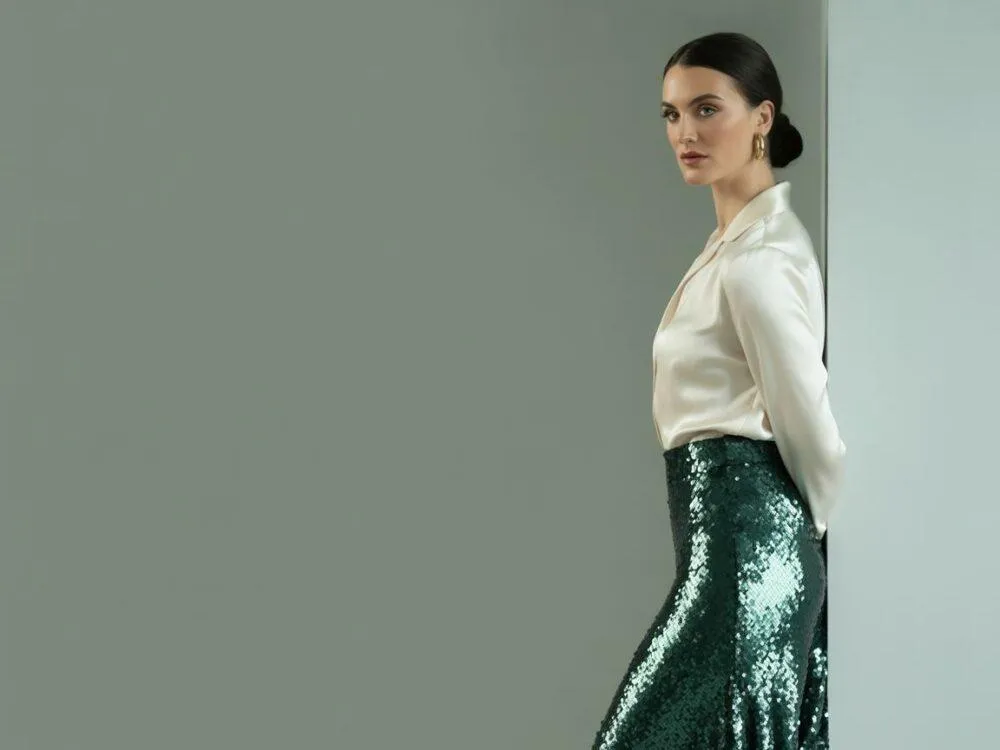 Zdjęcie Jaką bluzkę do cekinowych spodni wybrać, aby nie przesadzić?