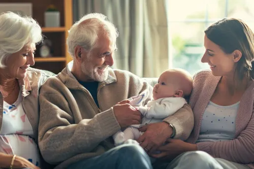 Zdjęcie Kiedy z dzieckiem na spacer po porodzie? Ważne zasady i porady