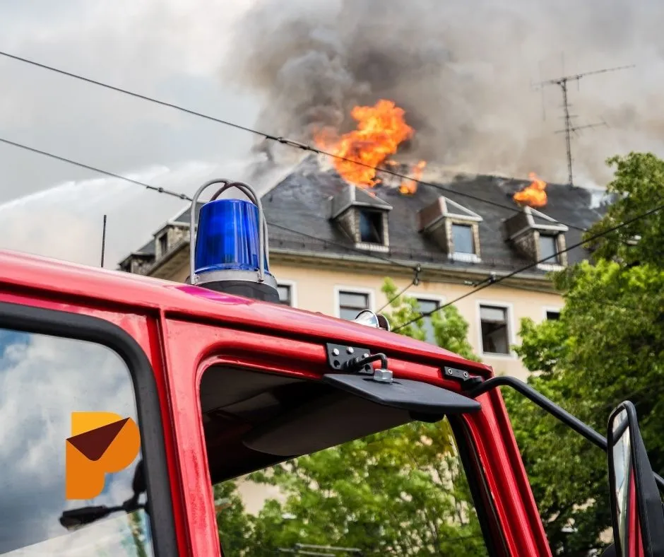 Zdjęcie Co oznacza sen o gaszeniu ognia wodą - symbolika i ukryte znaczenie snu