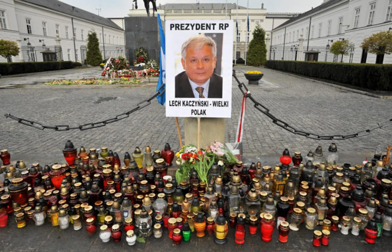 Zdjęcie Kiedy zmarł Lech Kaczyński? Poznaj tragiczną historię śmierci