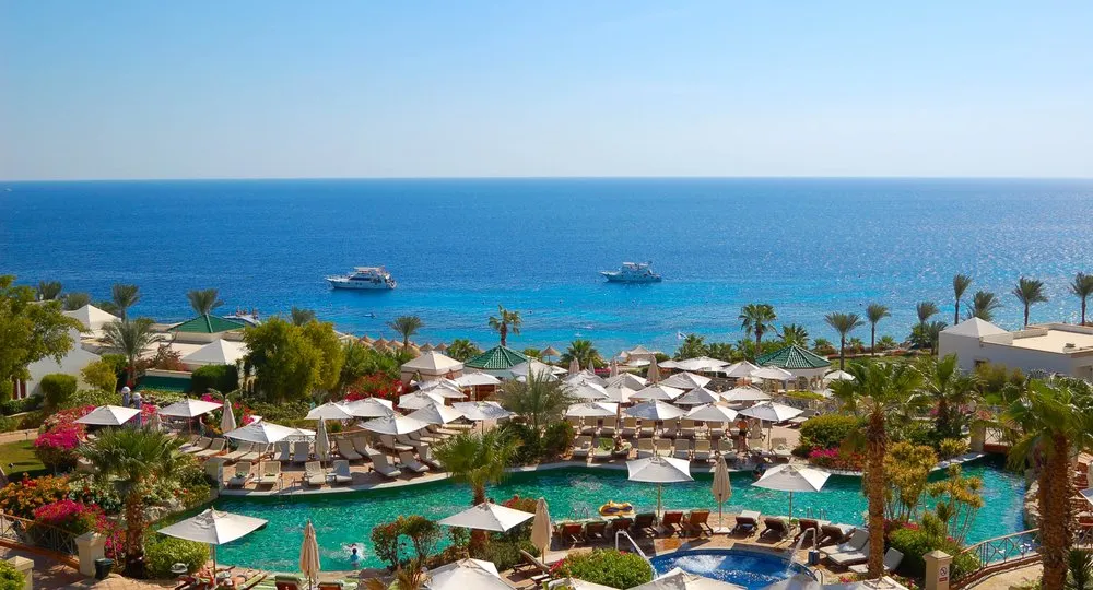 Zdjęcie Ile Tak Naprawdę Trwa Lot z Katowic do Sharm El Sheikh? Przegląd Czasu Przelotu i Kluczowych Czynników