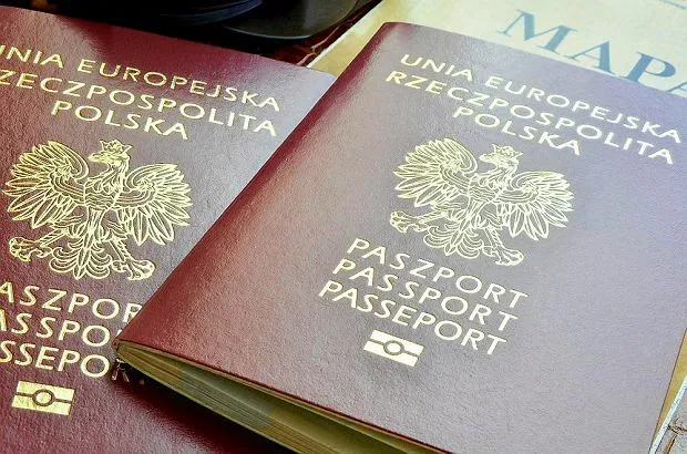 Zdjęcie Czy przy zakupie biletu lotniczego potrzebny jest paszport Ryanair? Sprawdź!