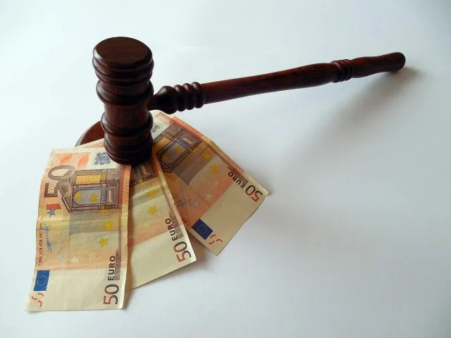 Zdjęcie Jak wygląda licytacja komornicza nieruchomości - uniknij pułapek i zyskaj wiedzę