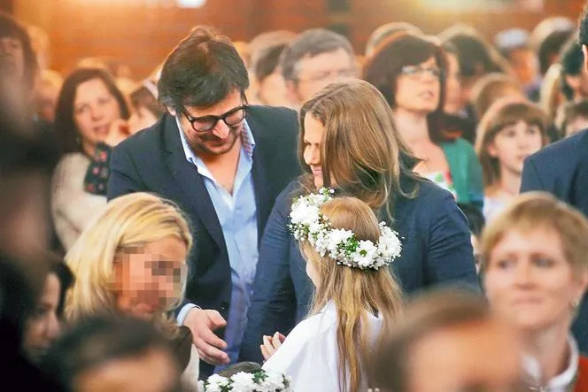 Zdjęcie Kim jest żona Bartosza Opani? Historia miłości, dzieci i wsparcia.