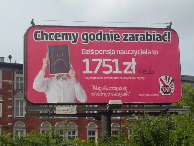 Zdjęcie Ile można zarobić na bilbordzie? Sprawdź fakty i zarobki w Twojej okolicy