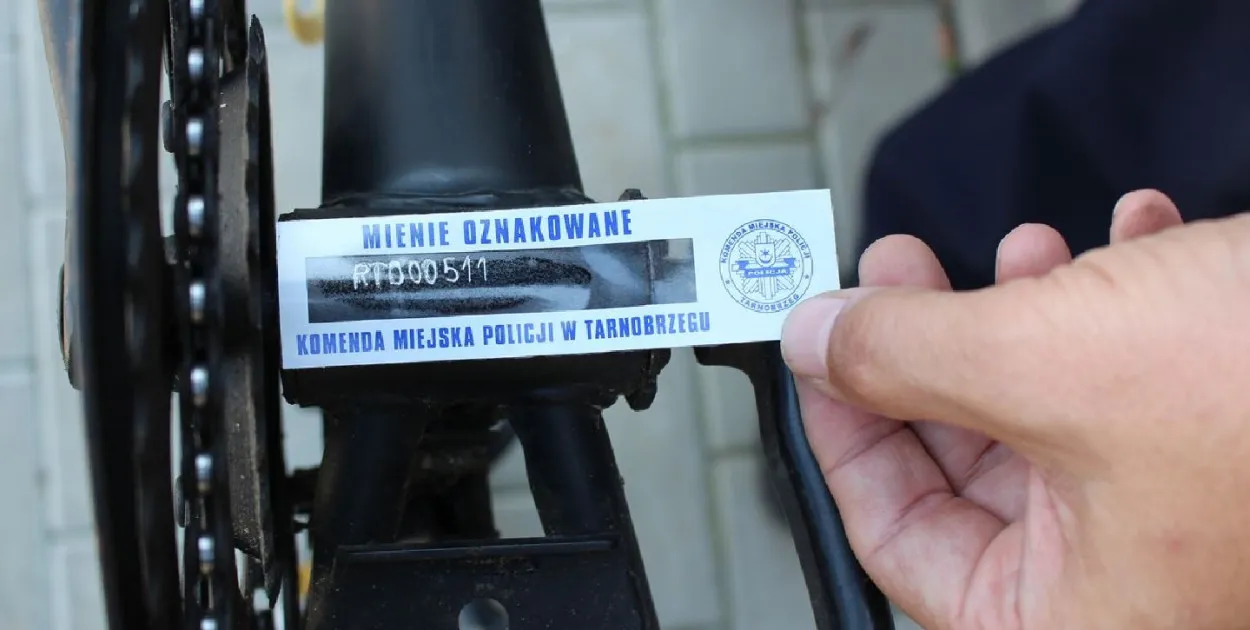 Zdjęcie Ile kosztuje oznakowanie roweru na policji? To usługa za darmo!