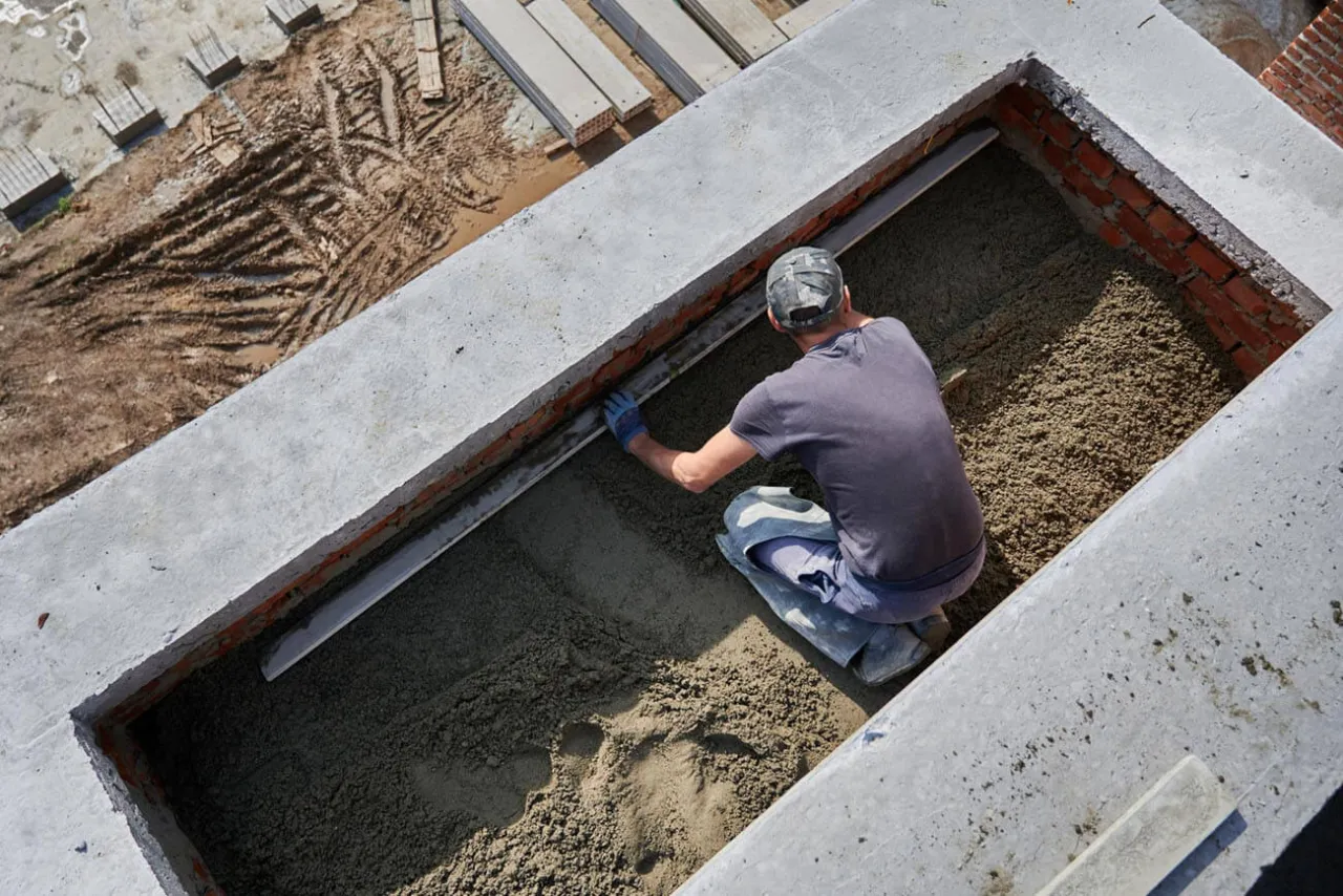 Zdjęcie Czy beton wodoszczelny trzeba izolować? Odkryj kluczowe informacje