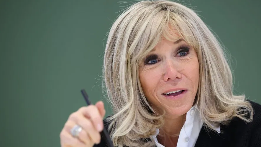 Zdjęcie Ile lat ma żona prezydenta Francji? Zaskakujące fakty o Brigitte Macron