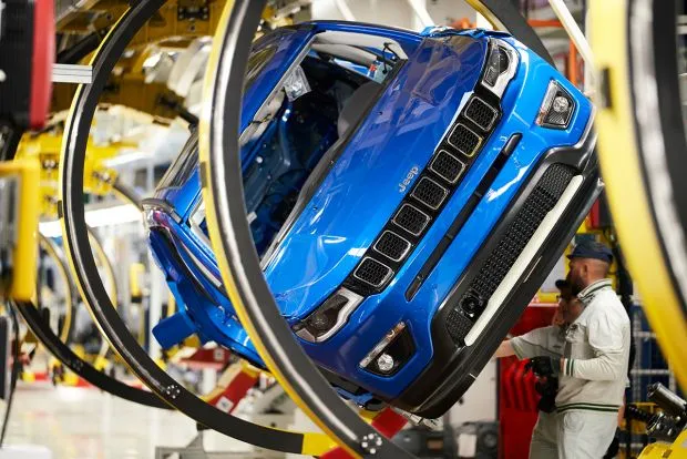 Zdjęcie Gdzie jest produkowany Jeep? Odkryj kluczowe lokalizacje i modele