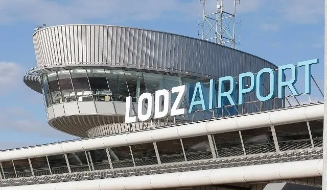 Zdjęcie Gdzie można polecieć z Łodzi? Lista kierunków i porady dla podróżnych