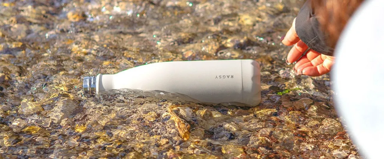 Zdjęcie Dlaczego termosy mają posrebrzane ścianki? Poznaj sekret izolacji