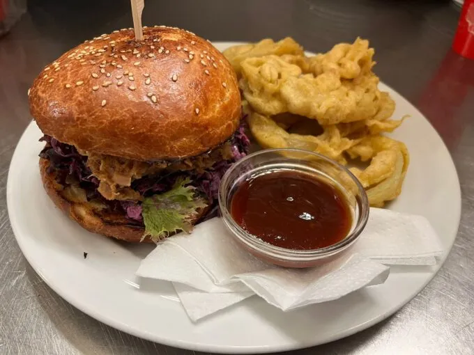 Zdjęcie Gdzie zjeść w Karlowych Warach? Najlepsze restauracje i opinie