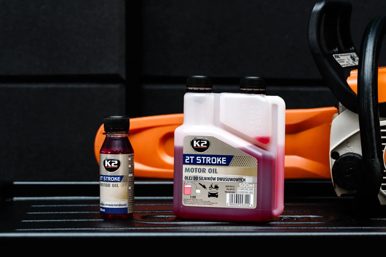 Zdjęcie Jaki olej do pilarki STIHL wybrać, aby uniknąć uszkodzeń?