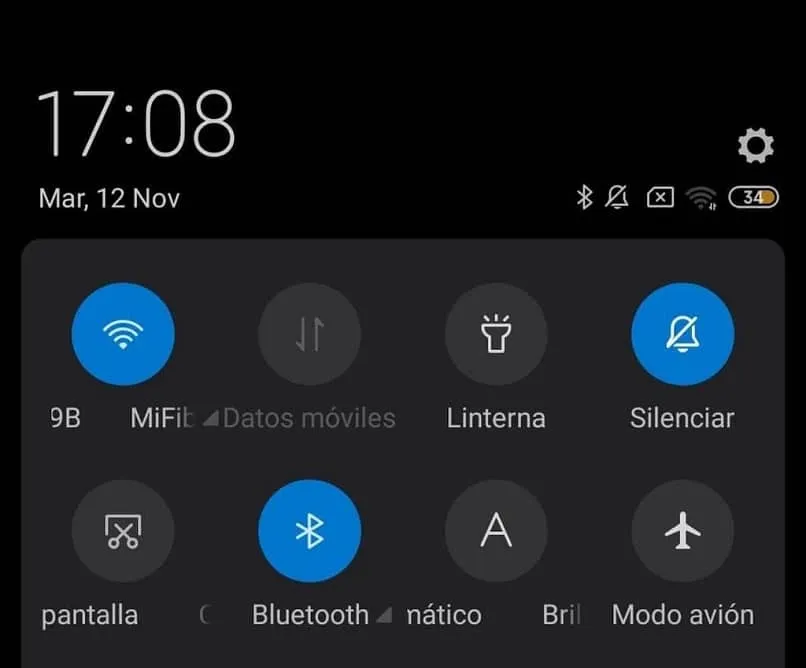 Zdjęcie Jak bez stresu podłączyć dwa urządzenia Bluetooth do telefonu? Prosty trik