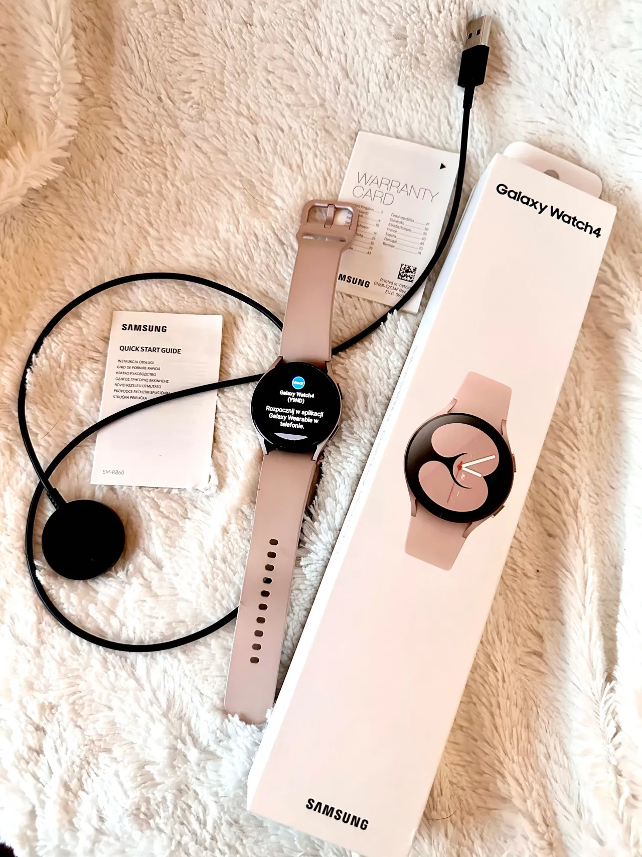 Zdjęcie Zegarek damski Samsung Galaxy Watch 4 - elegancja i funkcjonalność w jednym