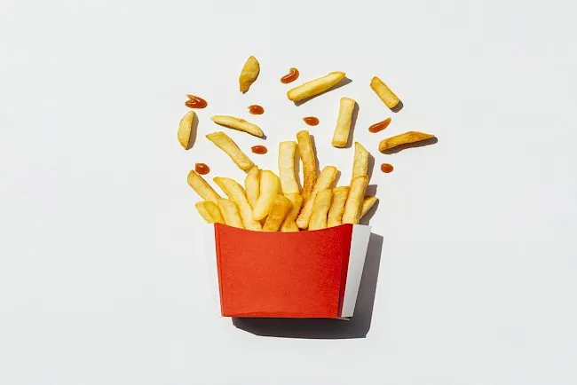 Zdjęcie Ile kalorii mają małe frytki z McDonald's? Zaskakujące fakty o kaloriach