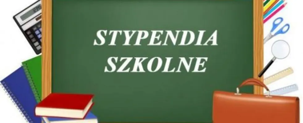 Zdjęcie Czy zasiłek rodzinny wlicza się do dochodu na stypendium szkolne?