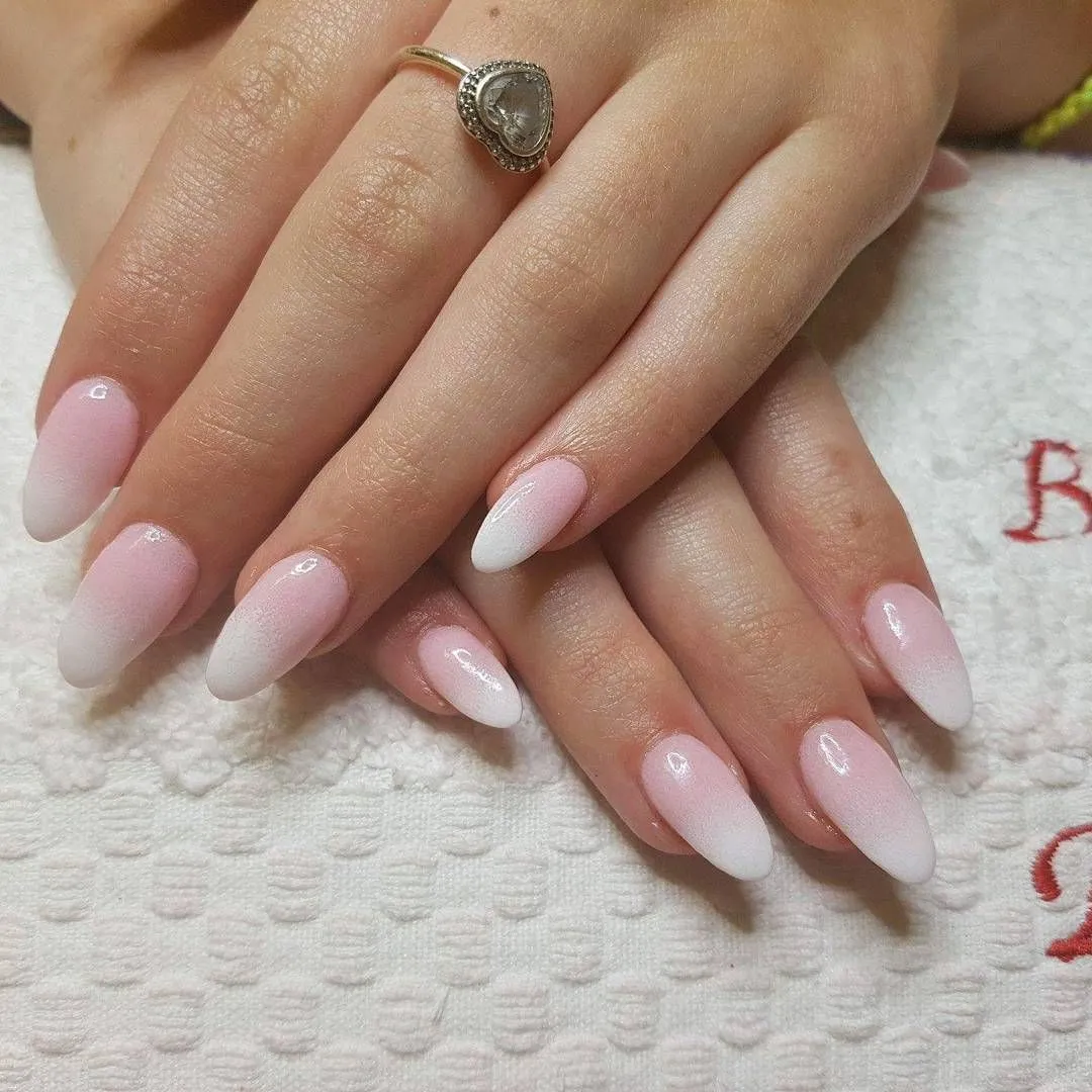 Zdjęcie Manicure tytanowy co to? Poznaj zalety i proces tej metody