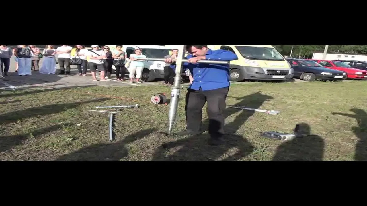 Zdjęcie Kotwa wkręcana w ziemię – jak wybrać najlepszy model do montażu