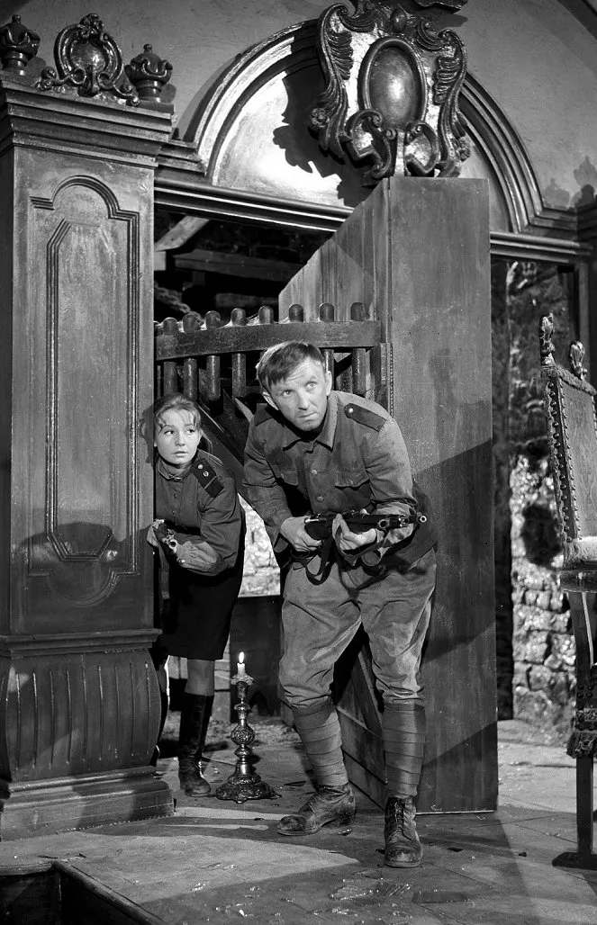 Zdjęcie Gdzie kręcono film Gdzie jest generał? Zobacz niesamowite lokacje i ciekawostki!