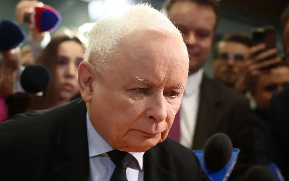 Zdjęcie Ile języków zna Jarosław Kaczyński? Zaskakujące fakty o jego umiejętnościach