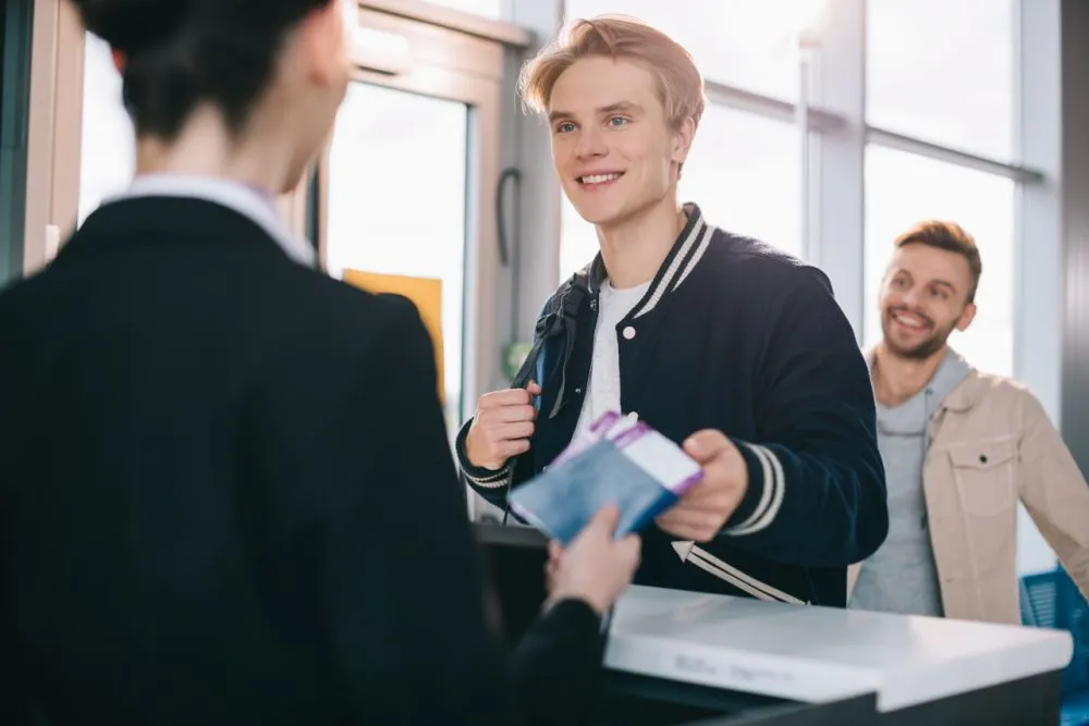 Zdjęcie Ile czasu trwa odprawa na lotnisku? Sprawdź, by uniknąć stresu