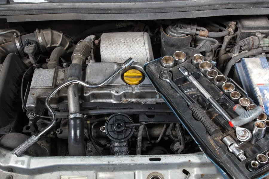 Zdjęcie Objawy uszkodzonego zaworu EGR w Ford S-MAX 2.0 TDCi - co musisz wiedzieć