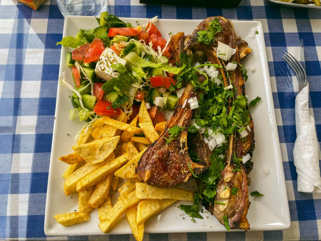 Zdjęcie Pafos gdzie zjeść - odkryj najlepsze restauracje i smaki Cypru