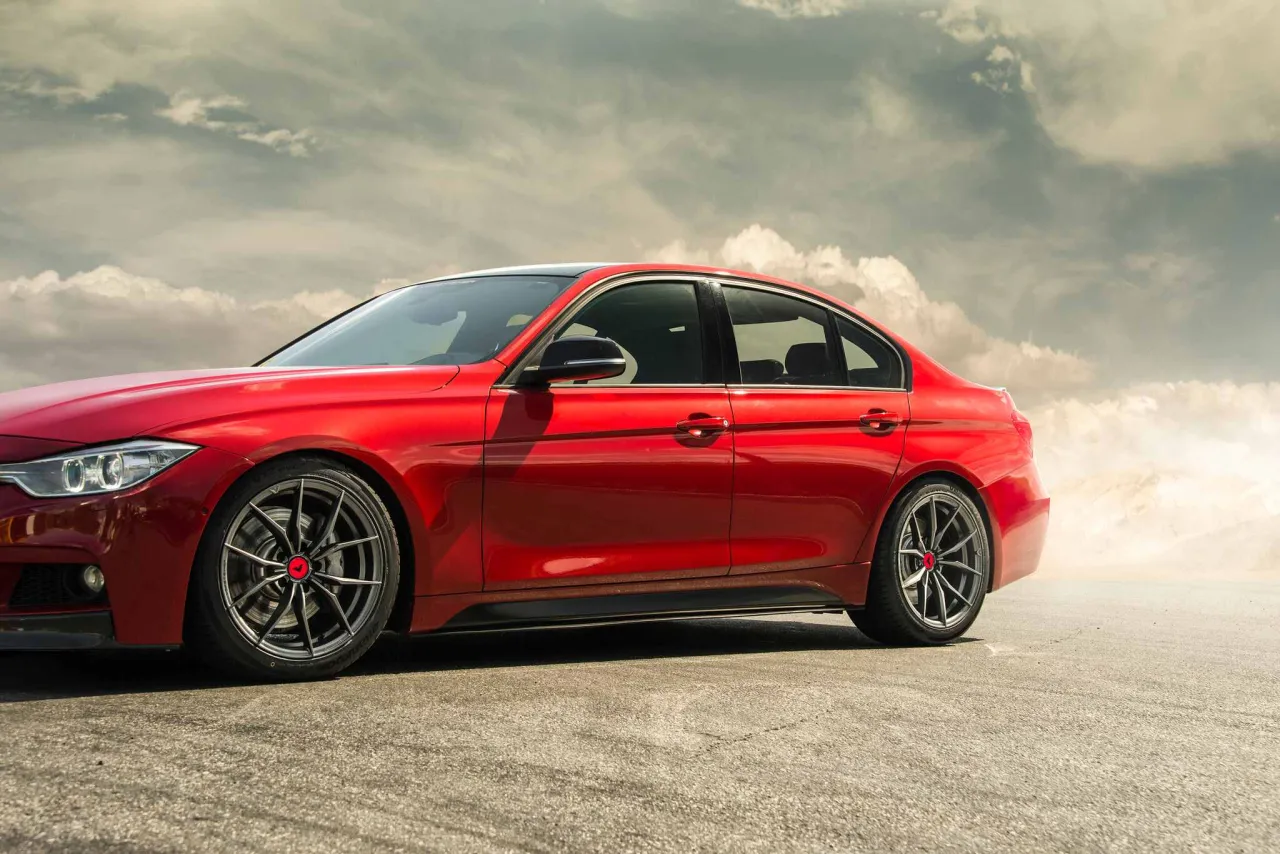 Zdjęcie BMW F30 335i - pełne specyfikacje, ceny i opinie użytkowników