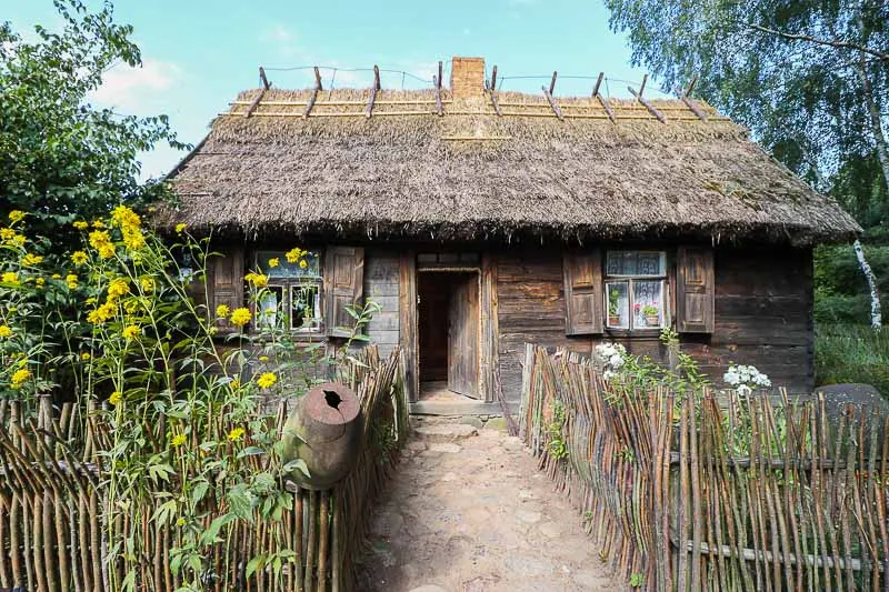 Zdjęcie Skansen Wsi Mazowieckiej: odkryj fascynującą historię i atrakcje