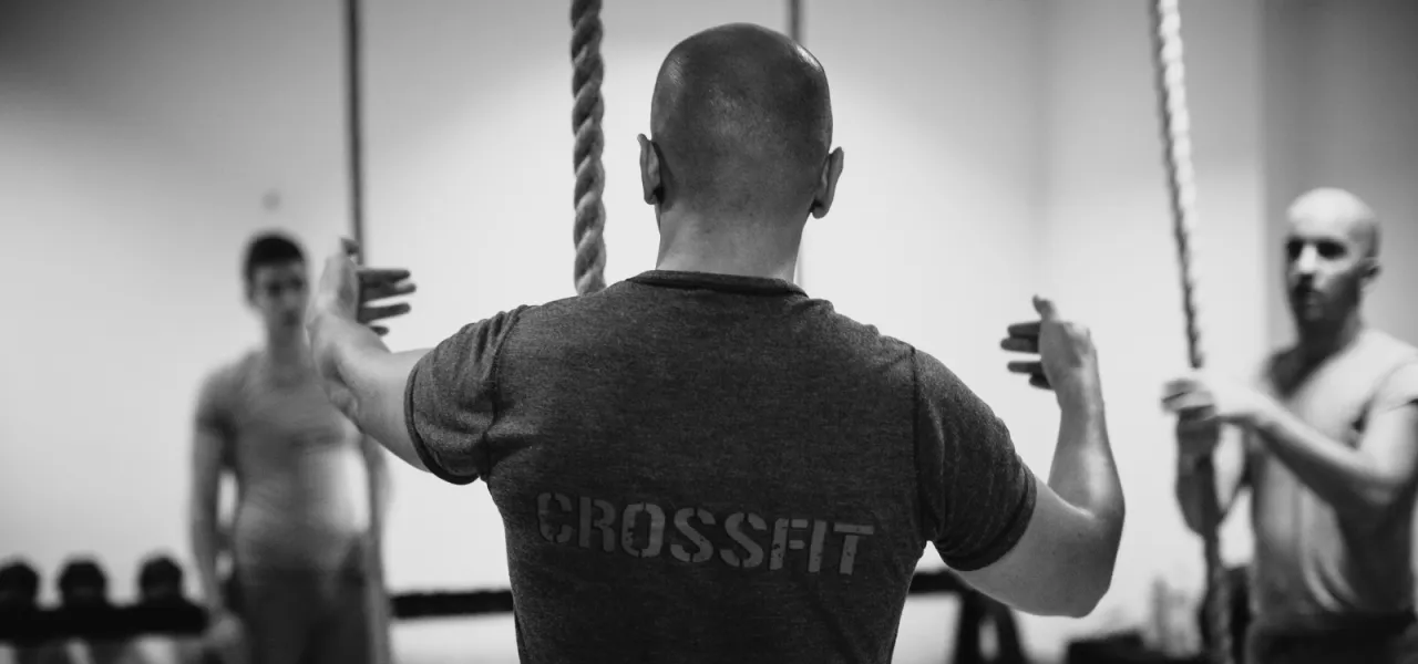 Zdjęcie Jak często trenować crossfit, aby uniknąć przetrenowania i osiągnąć cele?