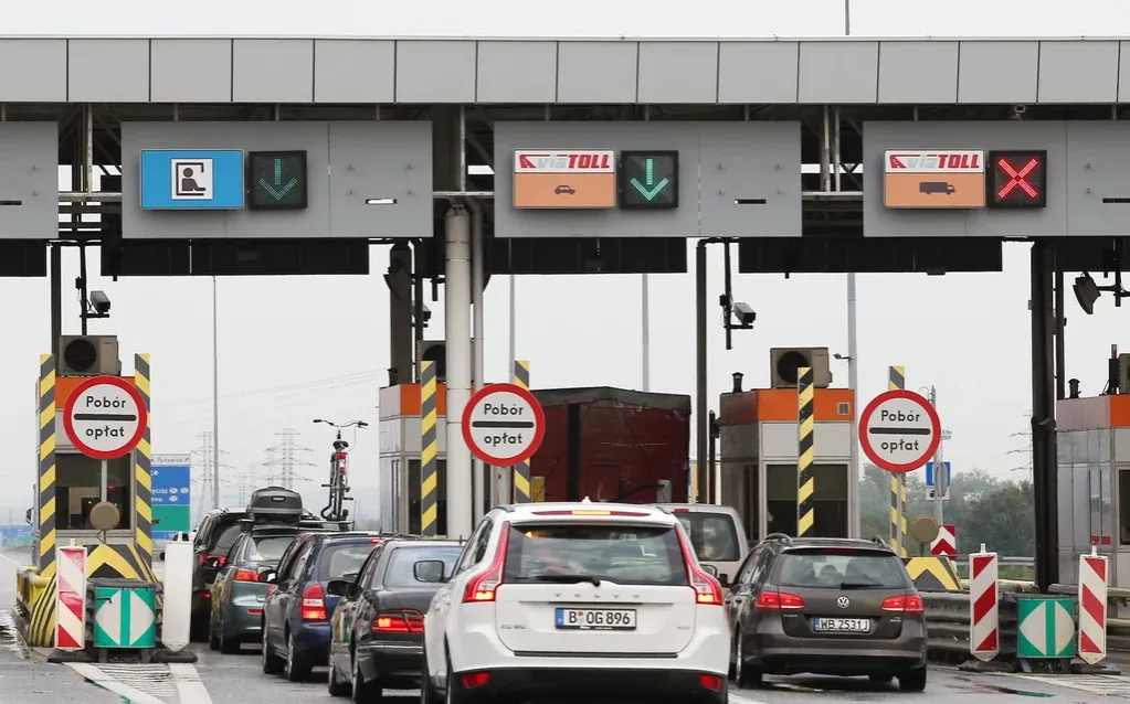 Zdjęcie Ile kosztują bramki na autostradzie A4? Zaskakujące zmiany opłat!