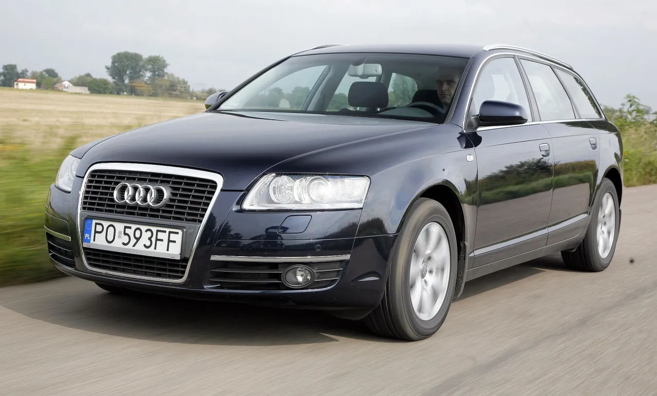 Zdjęcie Audi A6 C6 3.2 V6: Opinie, Wady i Zalety - Kompletny Przegląd