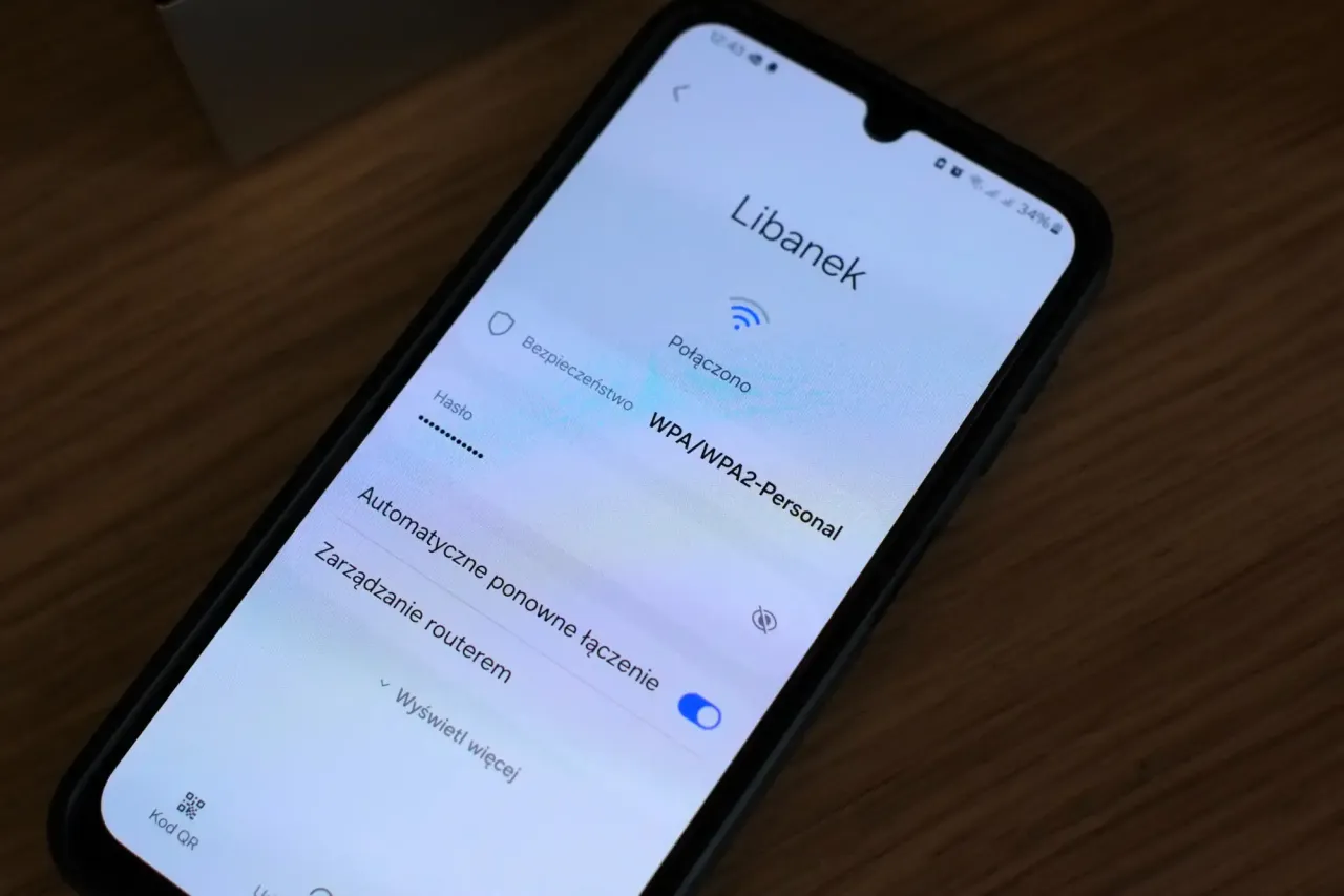 Zdjęcie Jak sprawdzić hasło Wi-Fi na telefonie? Android i iOS krok po kroku