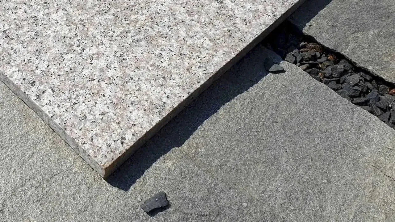 Zdjęcie Jaki żwir pod taras? Wybierz najlepszy materiał dla trwałości i estetyki