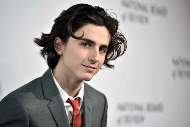 Zdjęcie Hombre pelo largo o corto: elige el estilo que te favorece más