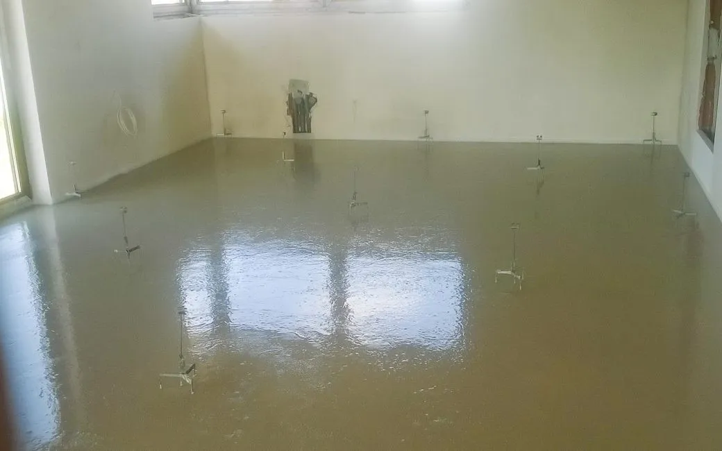 Zdjęcie Ile schnie wylewka na ogrzewaniu podłogowym? Sprawdź, by uniknąć problemów