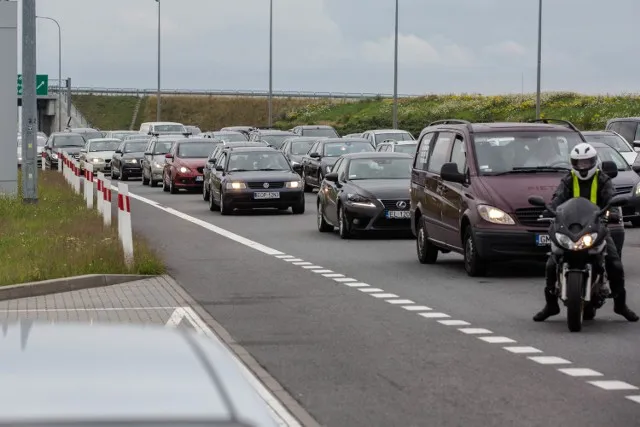 Zdjęcie Jakie warunki na autostradzie A1? Uniknij opłat w korkach latem