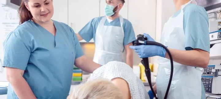 Zdjęcie Ile trwa badanie kolonoskopia ze znieczuleniem? Czas i co wiedzieć